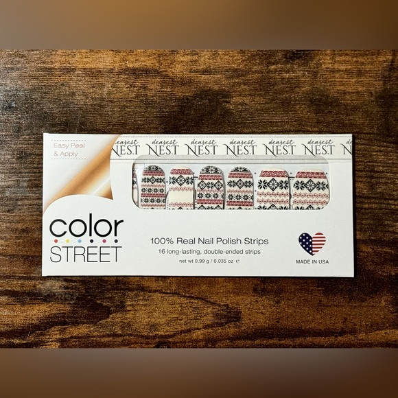 Color Street - Fleece Navidad (Hard to Find set) - Picture 3 of 5